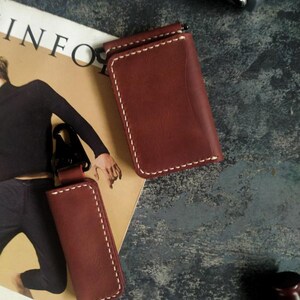 Paquete de billetera minimalista de cuero con clip para billetes y llavero. Cuero de primera calidad, hecho a mano