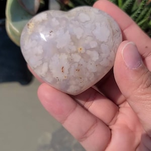 Flower Agate heart carving