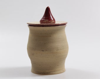 getöpferte Dose, Keramikdose getöpfert, "Spitzbube", von Hand gefertigt