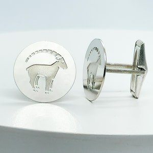 54210.0 - Sterling Silber Sternzeichen Manschettenknöpfe mit hochwertigen, gefederten Links für festes Öffnen und Schließen, werden in einer Präsentationsbox geliefert