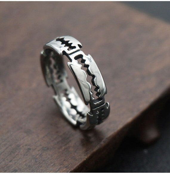Cool ring Silver Finish Razor Ring Rotating Chain Ring Unisex Ring Gothic Ring Techwear Ring eBoy Ring Mens Ring Fidget Ring