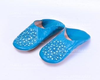 soft leather slippers for home use,full leather slippers,slipper in all colors,moroccan slippers from premium leather,moroccan slippers skin