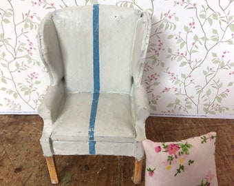 Vintage artisan refinished dollhouse reading chair with pillow