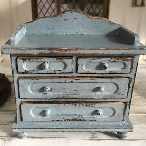 Dollhouse 1:12 échelle miniature shabby chic commode