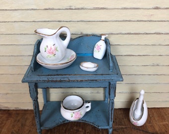 Miniature dollhouse 1:12 shabby chic wash stand