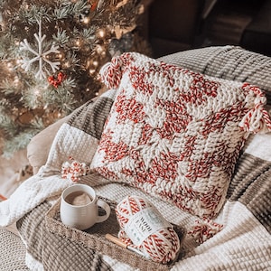 Crochet Pillow Pattern Christmas // Crochet Pillow Case Pattern // Christmas Crochet Pillow Cover // Easy Crochet Home Decor