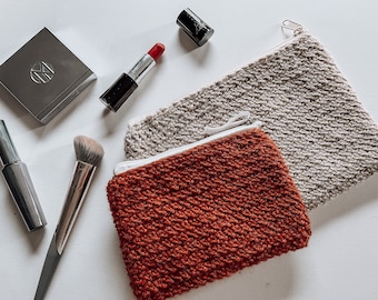 Modèle de pochette au crochet sans couture//Modèle de sac de voyage au crochet//Modèle de sac à fermeture éclair au crochet avec tutoriel vidéo//Trousse de maquillage au crochet