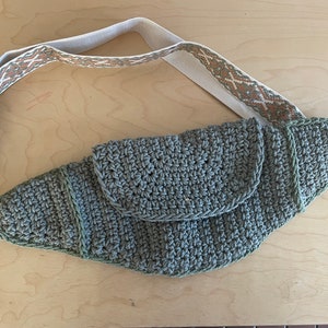 Sling Bag Crochet Pattern, Crochet Fanny Pack Pattern, Crochet Crossbody Bag, Boho Bum Bag, Belt Bag image 6