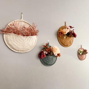 Easy Crochet Basket Tutorial, Crochet Wall Basket Pattern, Quick Crochet Circle Baskets, Crochet Home Decor