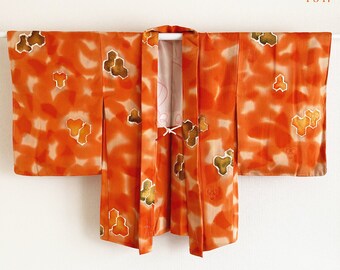 F547: Japanese vintage kimono Haori, Jacket, Robe, Dress. Orange. Blurred pattern.