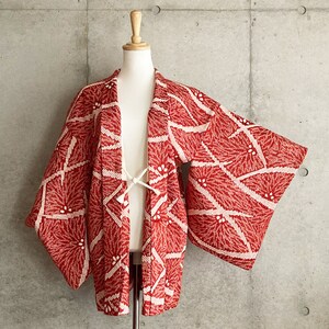 S676: Japanese vintage kimono haori, jacket, robe, dress. Japanese "Shibori". Red. Floral pattern.