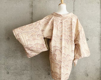 S725: Japanese vintage kimono haori, jacket, robe, dress. Japanese "shibori". Beige. Wave pattern.
