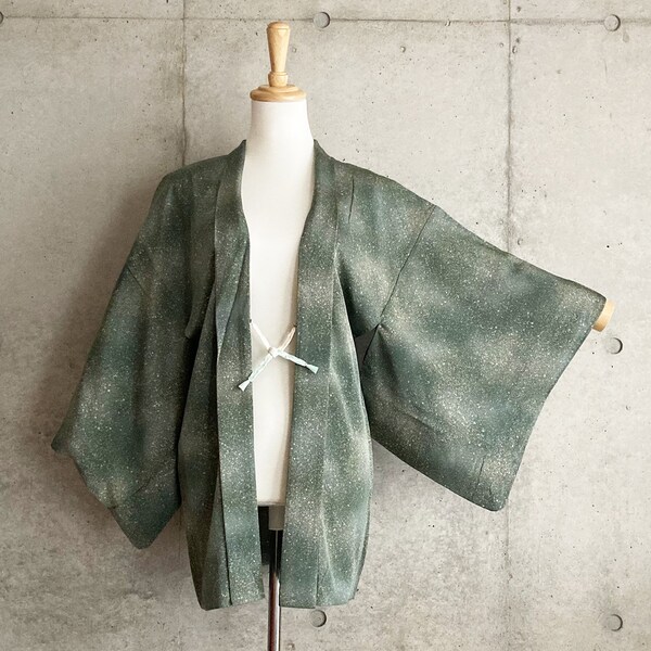 F752 Japanese vintage kimono haori, jacket, robe, dress. Blue-green. Sand pattern.