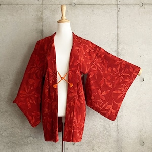 F753 Japanese vintage kimono haori, jacket, robe, dress. Red. Floral pattern.