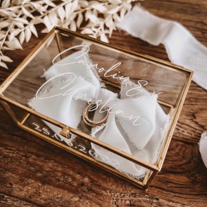 Ring box wedding Classic Wedding / personalized / gift / ring box