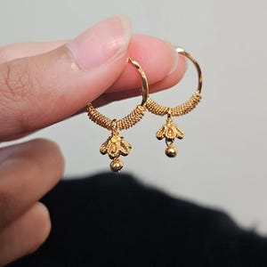 14k guldfärgade Jhumka-örhängen | Lättviktshängande örhängen