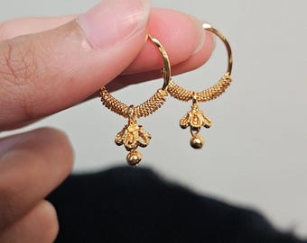 Aros Jhumka rellenos de oro de 14 k / Pendientes colgantes ligeros