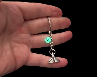 Whale Tail Keychain, Personalized Glow Letter, Stainless Steel Coastal Keychain