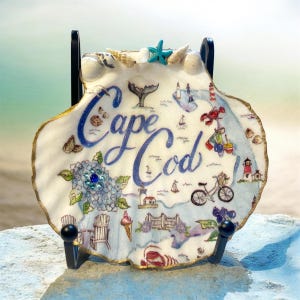 Seashell Trinket Dish, Decoupage, Tabletop Decoration, Large Scallop Shell, Cape Cod Massachusetts, State Napkin