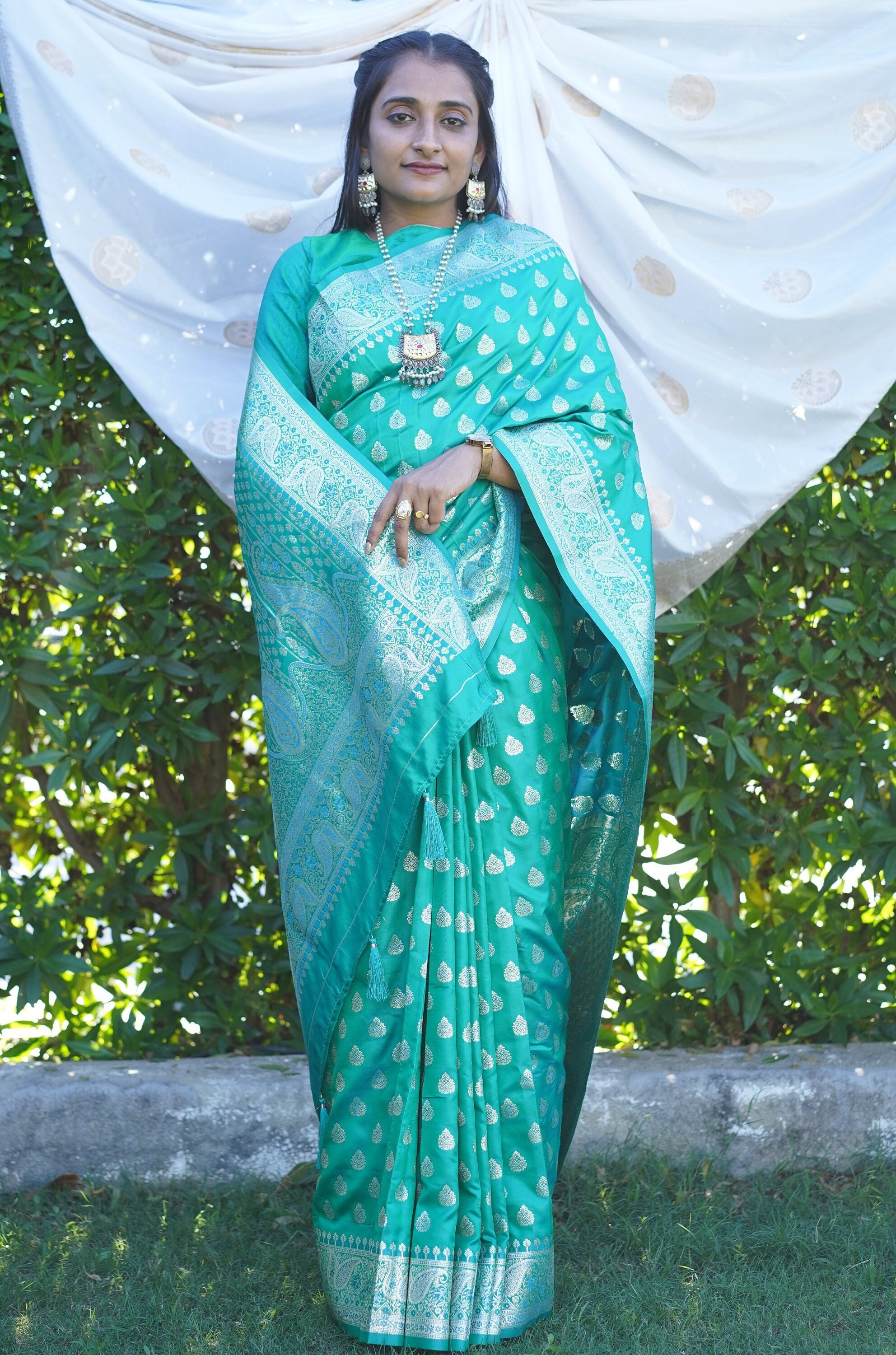 Light Rama Green Banarasi Silk Saree: Traditional Wedding Sari - Etsy