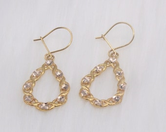 10K Gold Teardrop Dangle Earrings - Yellow Gold Earrings  - Gold Drop Earrings - Gift for her - Mother&#39;s Day Gift