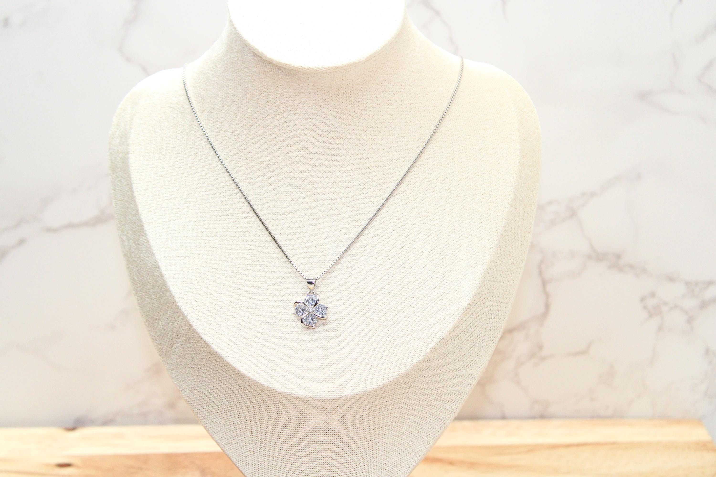 Accessorize - Collana in argento sterling 925 con ciondolo a forma di