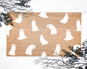 Cute Spooky Ghost Pattern Halloween Doormat, Fall Decor, Housewarming Gift, Front Door mat, Halloween Porch Decor, Ghost Doormat, Fall Mat