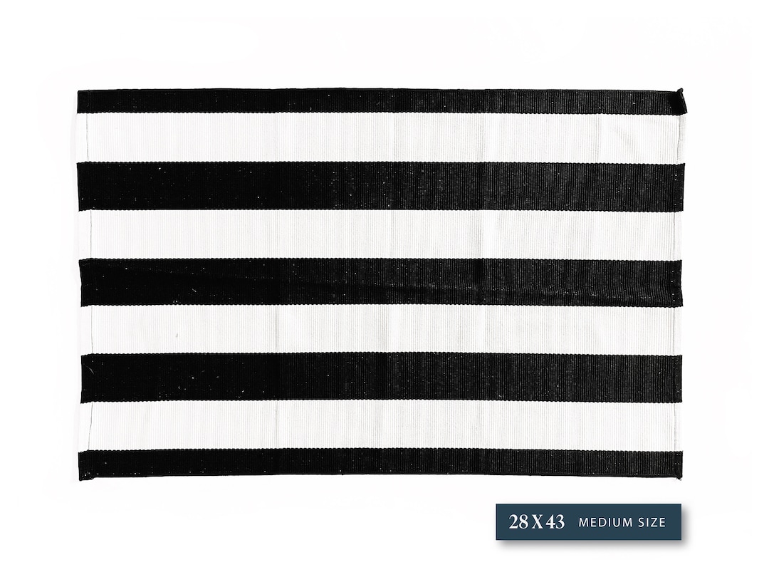 Black and White Horizontal Striped Indoor/outdoor Rug Layering Rugs 28 X 43 Inch Etsy