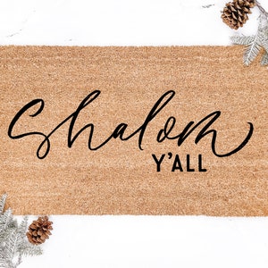 Shalom Y&#39;all Doormat: Modern Script, Hanukkah Decor