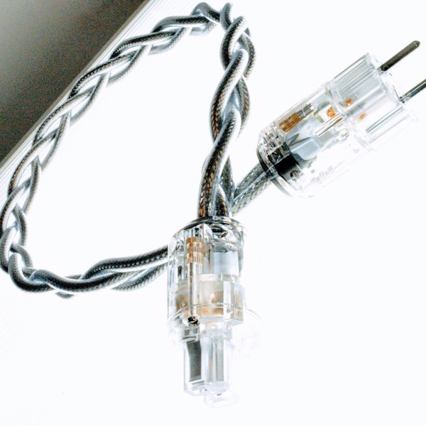 Der Kristall Dirigent . Audiophiles Stromkabel. US 3-Pin oder Euro 2-Pin &IEC-C15 Stecker, handgefertigt von Chris Cables
