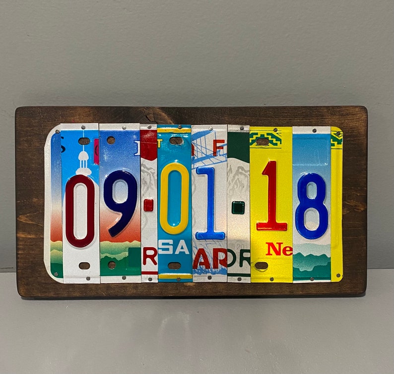 License Plate Anniversary Date Sign – Rustic 10th Anniversary Tin Gift image 3