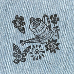 Handtryckt denimlapp, vattenkanna, blomsterträdgård, sy-på-lapp, synlig lagning