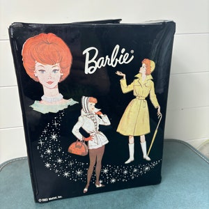 Vintage 1961 bubble cut barbie case