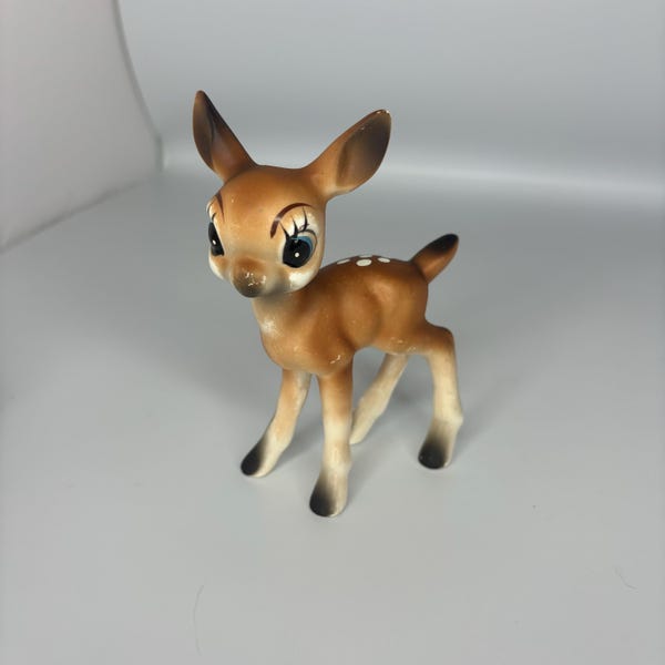 Vintage Kitschy big eye Deer ceramic 5”