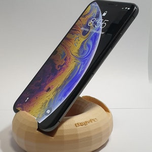 Bagel&#39;O | 3D Printed Phone and tablet stand!