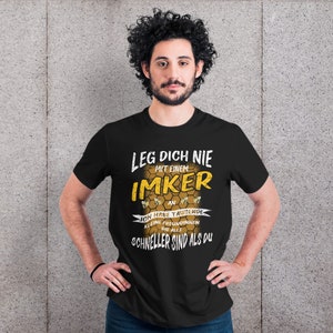 Leg Dich Nie Mit Einem Imker An... Bienen Liebe Unisex Heavy Cotton Tee image 2