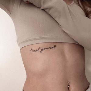 Confie em si mesmo - Tatuagem semipermanente/ Tatuagem de 2 semanas/ Tatuagem falsa/ Henna Jagua/ Tatuagem temporária/ Afirmação diária/ Tatuagem com citação positiva