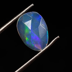 0.70 Carat Natural Ethiopian Opal Rose Cut Slice 10X7X2 MM Opal Gemstone Faceted Cut Slice, Rainbow Fire Opal Slice, Flat Back Opal