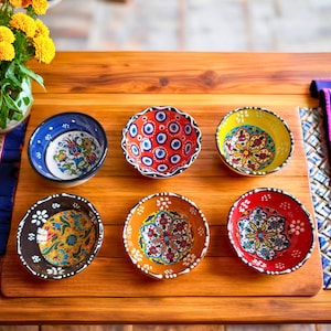 Handmade Turkish Ceramic Bowls – Hand-Painted Small Dishes for Tapas, Nuts, Desserts – Colorful Pottery for Kitchen & Home Decor
