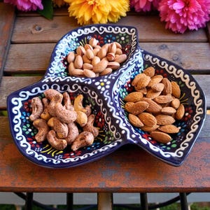 Handgemachte türkische Keramik-Servierschüssel - 3-teiliges Snack-Gericht, bunter geteilter Vorspeisenteller, dekoratives Keramikgeschenk für zu Hause