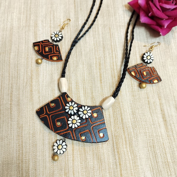 Terracotta Jewelry Set with Pendent Necklace Earrings | Clay Jewelry | Hand Painted Jewelry | Eco Friendly Jewellery Set | Ceramic Neckpiece