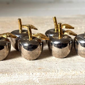 Zes vintage kleine naamkaarthouders, Franse naamkaarthouders, zilveren en gouden metalen kleine naamkaarthouders, klassiek tafeldecor