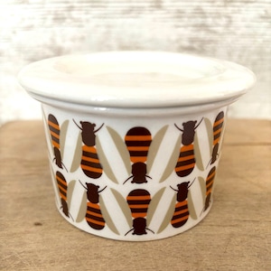 Vintage Arabia Finland Pomona Honey Bee Pot, met dekselontwerp van Raija Uosikkinen, iconisch bijenpatroon, moeilijk te vinden, keramische pot jaren 60