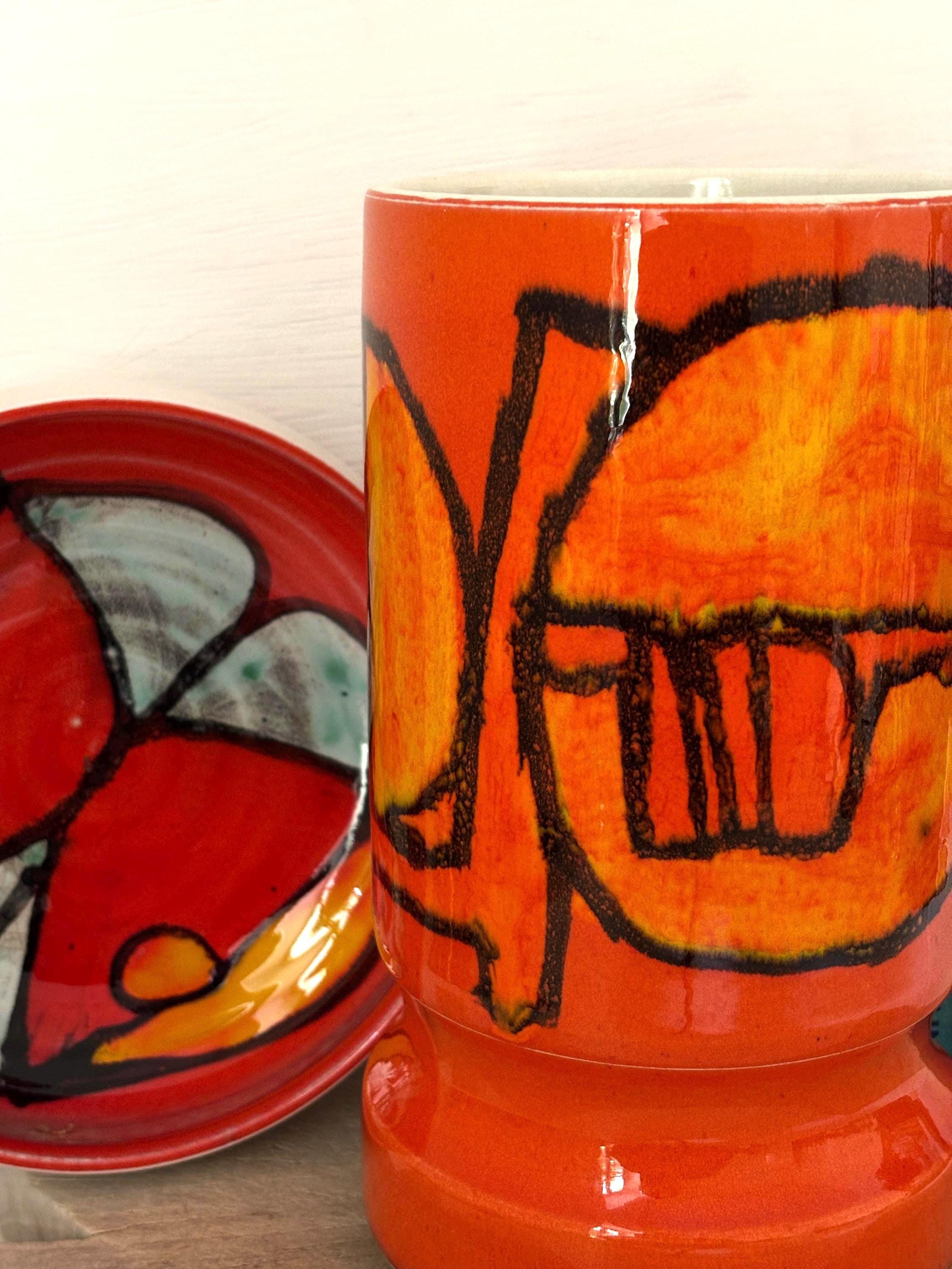 ヴィンテージ品 プール・ポタリー デルフィスシリーズ 幾何学模様 花瓶 ヴィンテージ プール デルフィス トール花瓶、抽象的なオレンジと