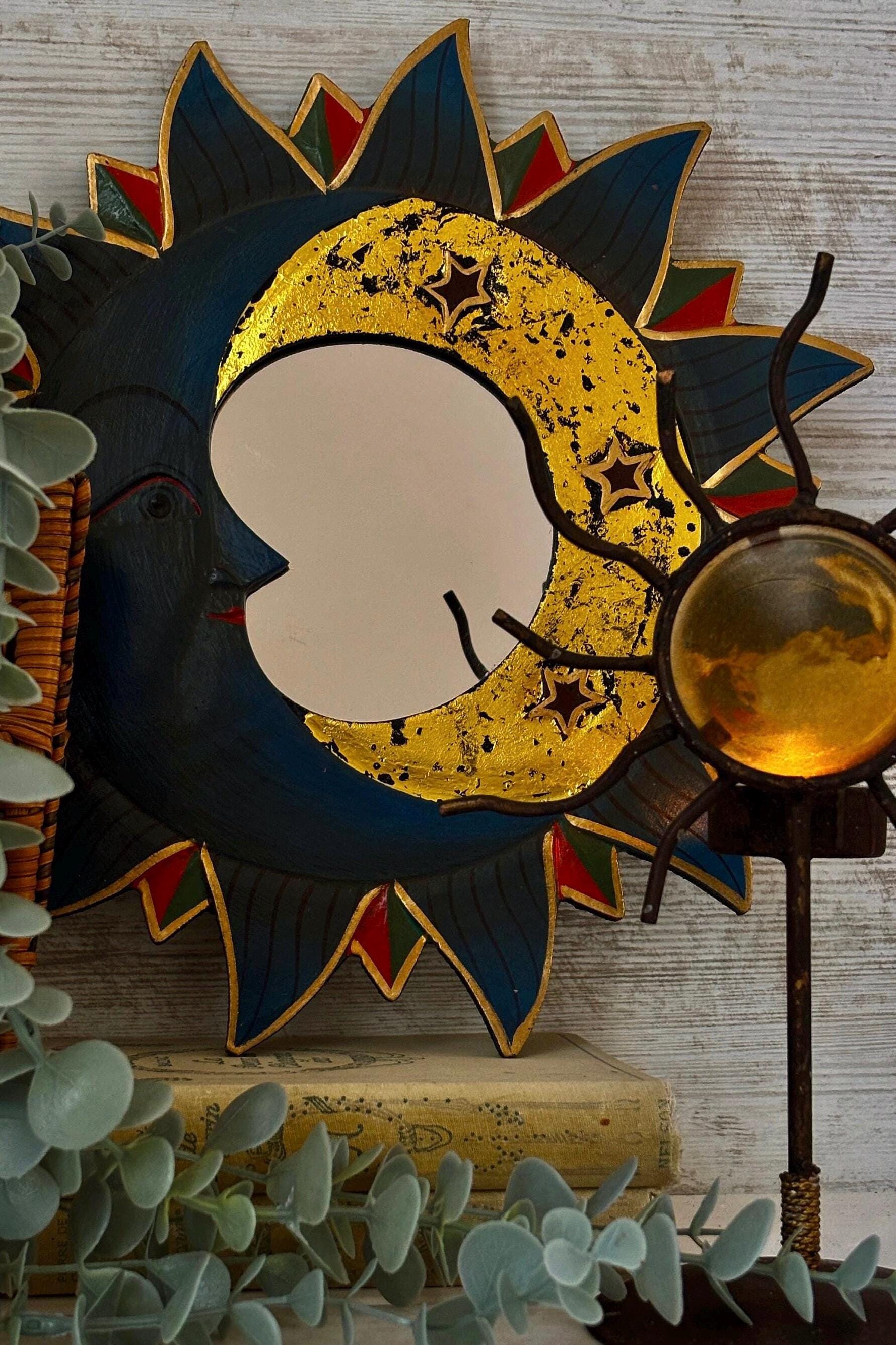 アンティーク　鏡　ブリキ　太陽　レトロ 1990s Sun and Moon Mirror: Carved Wooden Celestial Decor - Etsy