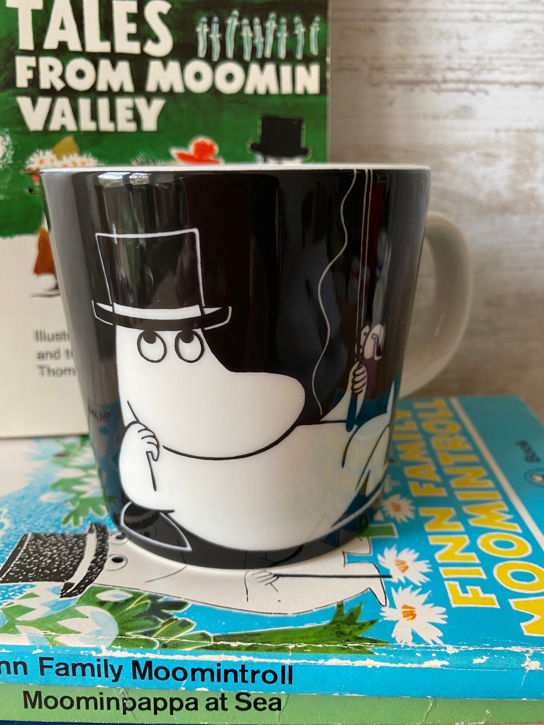 Rare Arabia Finland Ceramic Moomin Mug, Featuring Pappa , Le Design S'appelle in His Thoughts Collec