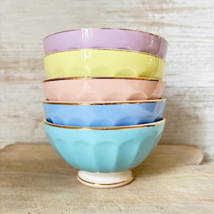 Vintage French Cafe au lait breakfast bowls,  by Moulin des Loups circa 1960. Beautiful  pastel colours with gold. Selling as a collection