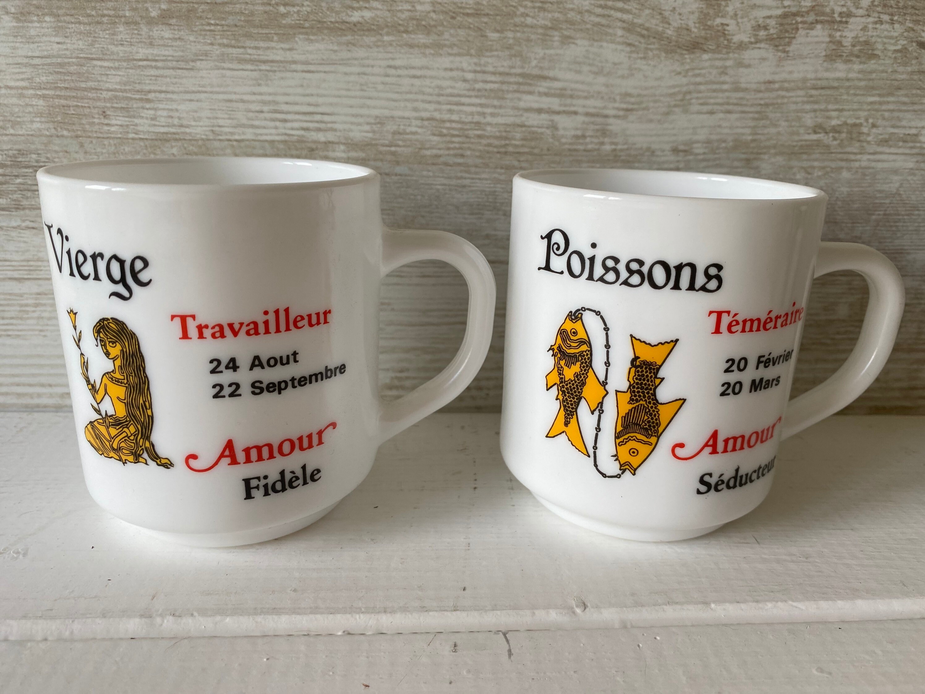 Tasses Arcopales Vintage Des Années 1970, Tasses Zodiacales Pour Vierge et Poissons. Tasses Élégante