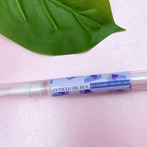 BLUEBERRY CHEESECAKE • Cuticle Oil Pen • Nail Oil • Caru Cosmetics
