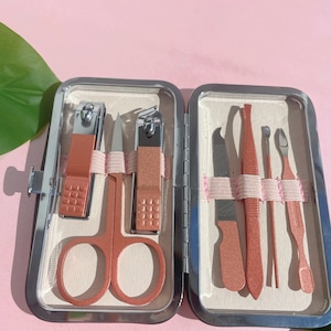 MANICURE SET • Nail Care Kit • Caru Cosmetics